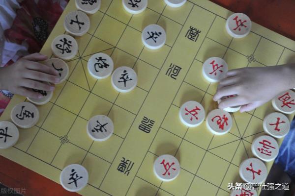 象棋大师曾仕强讲座心得体会（曾仕强大师如何引领我们走进象棋的奇妙世界）.