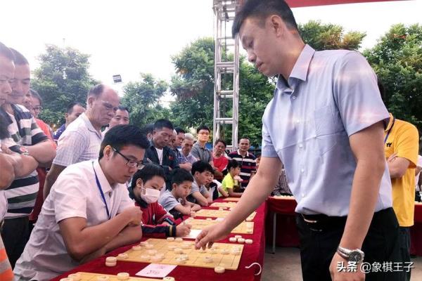 象棋特级大师许银川（许银川，象棋界的传奇巨匠，还是不朽神话）.