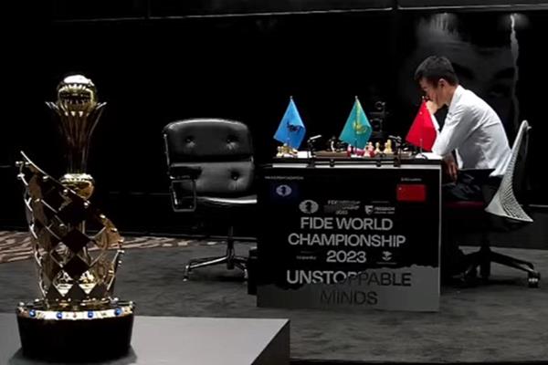 国际象棋大师排名第一（谁是国际象棋界无可争议的王者）.