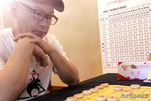 许文章是不是象棋大师（许文章能否成为象棋界的新星）.