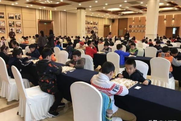 象棋定级赛有年龄限制吗（孩子也能参加象棋定级赛，挑战巅峰吗）.