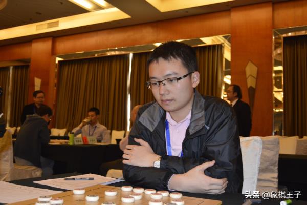 2015象棋南北对抗赛（2015象棋南北对抗赛，谁将问鼎棋坛巅峰）.