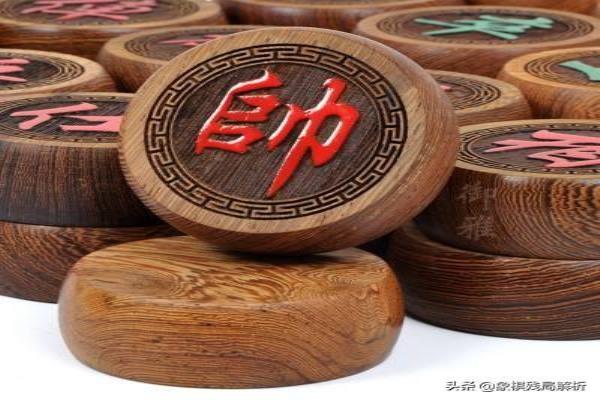 象棋教程规则吃法图解大全图片（如何掌握象棋吃子技巧，一图解析全局战术）.