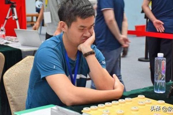 下象棋对大脑的伤害（下象棋真的会损伤大脑吗）.