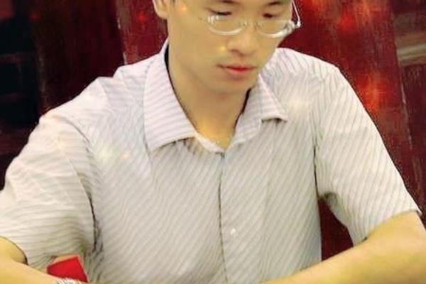 宁波象棋大师邱东（宁波象棋大师邱东，如何成为棋坛传奇）.